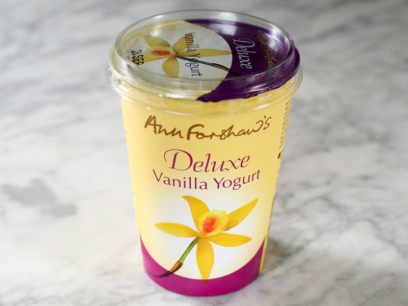Ann Forshaw's Deluxe Creamy Yogurt with a hint of Vanilla (450g)