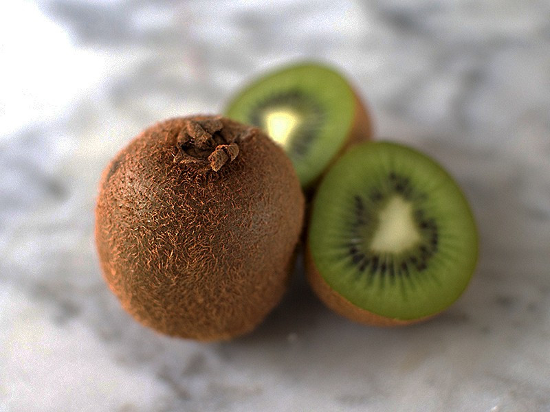 Fresh Kiwi Fruit (each)