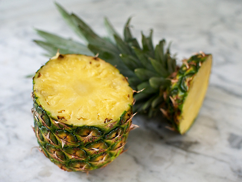 Pineapple (each)