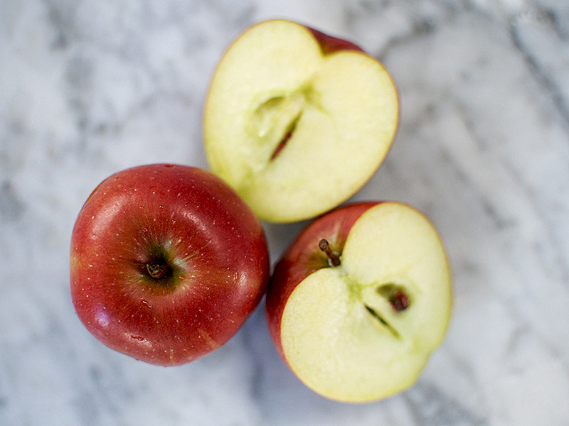 Royal Gala apples (each)