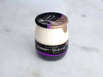 Ann Forshaw's Luxury Yogurt Blueberry & Blackcurrant (140g)