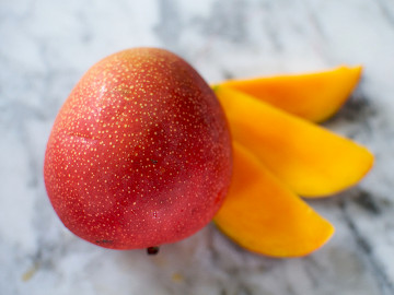 Mango  (each)