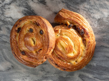 Thatchers Pain Au Raisin x 2