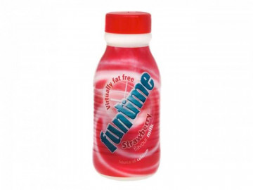Funtime Strawberry Flavoured Milk (UHT 480ml)