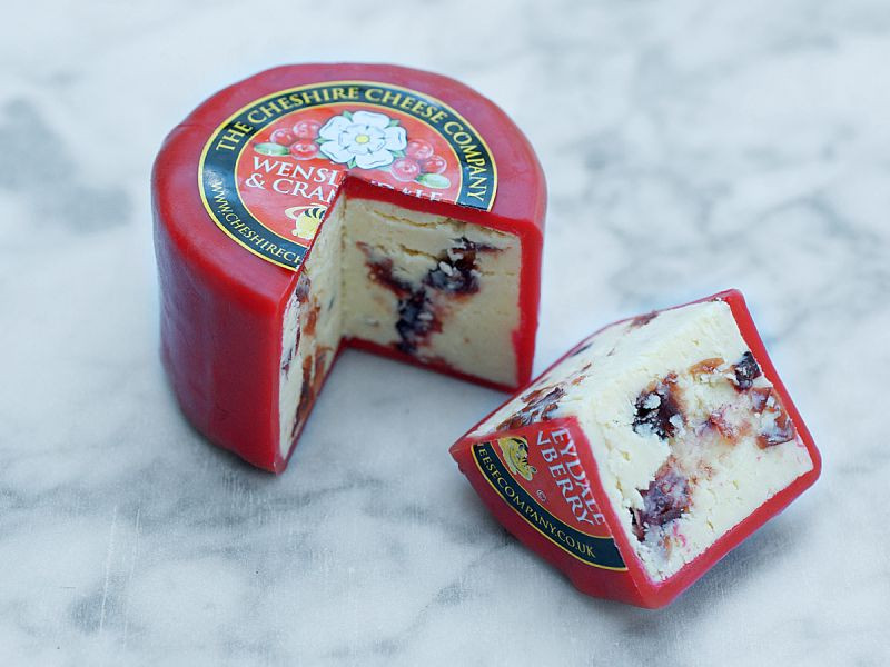 Wensleydale & Cranberry Cheese Truckle (200g)