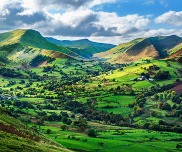 3 beautiful Bank Holiday walks near Manchester