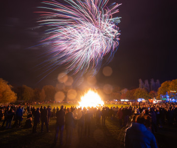 Have a cracking Bonfire Night!