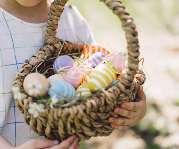 How to throw an epic Easter egg hunt, featuring Slattery eggs!