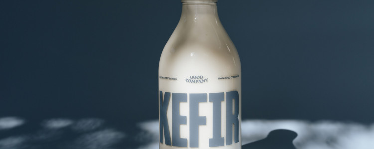 Say “hello” to our NEW kefir pourable yogurt: a versatile delight for breakfast, smoothies and savoury recipes