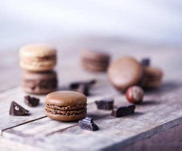 Chocolate and Vanilla Macarons