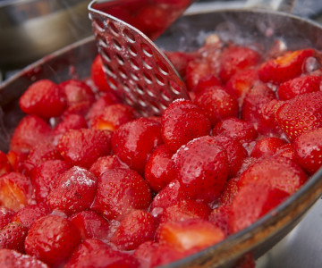 Perfect pancakes with sumptuous strawberry filling