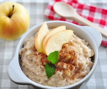 Traditional Baked Rice Pudding with Apple and Sultanas