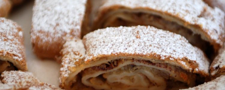 Apple & Cinnamon Strudel